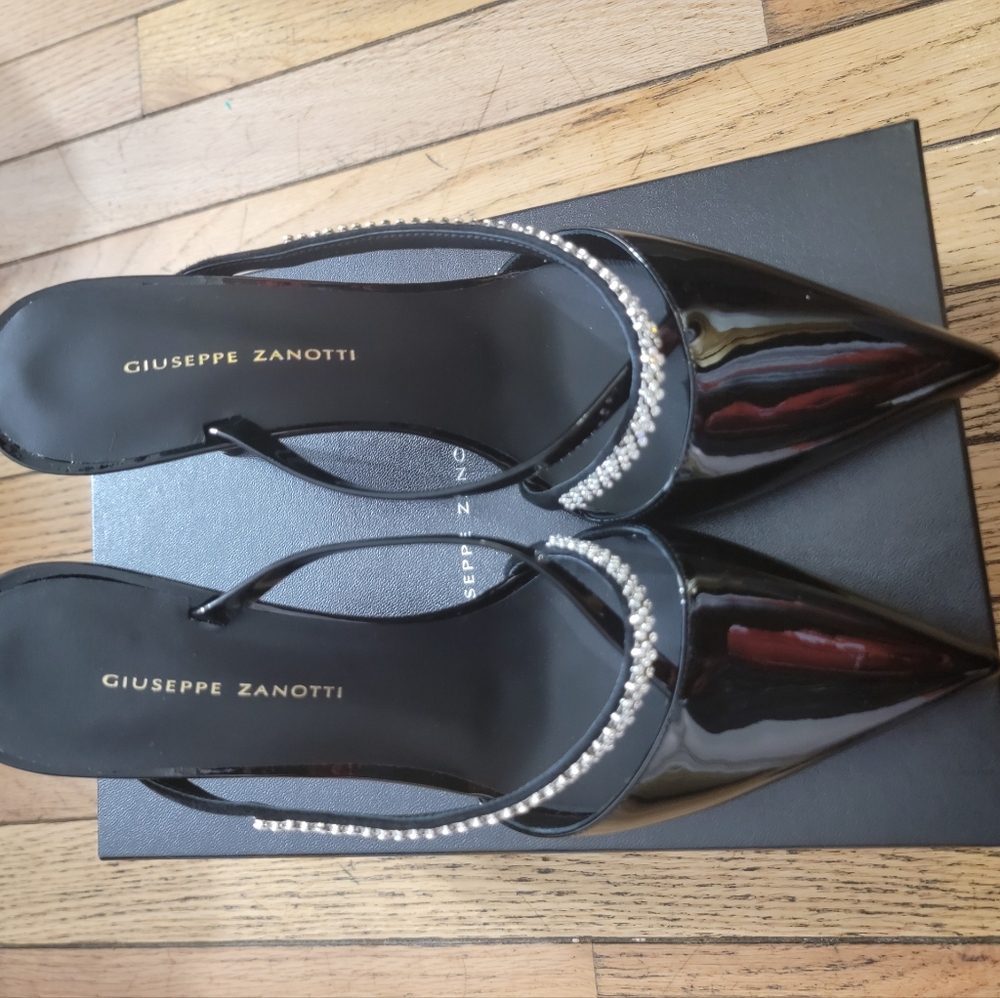 Giuseppe Zanotti Black Leather Heels